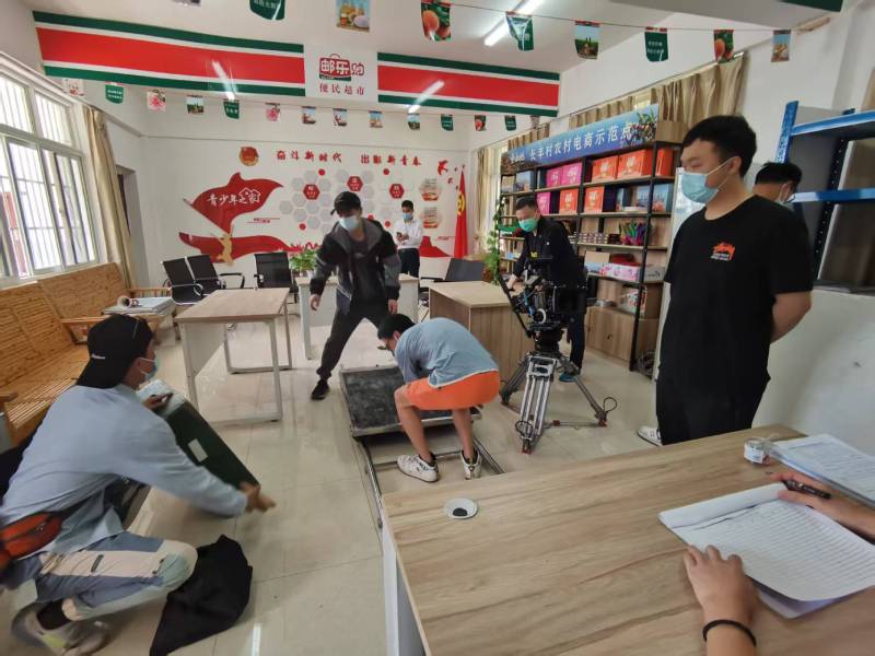 余江县广告片拍摄公司：极简主义践行者，少即是多的视觉哲学